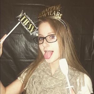 Meet your Posher, Becca